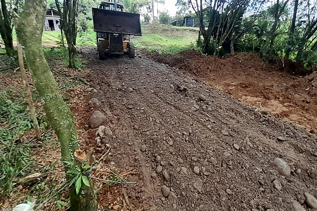 Se habilita paso por el río Pejibaye